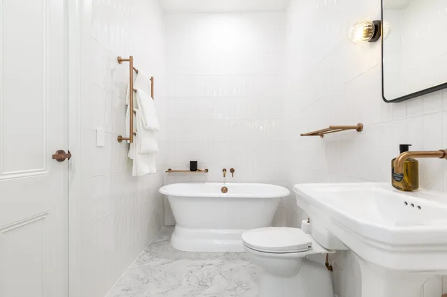 Heritage, King Bed، The Albert Hotel Mosman 4/4