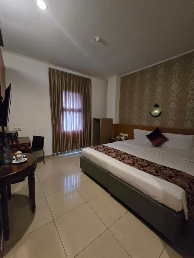 غرفة سوبيريور بسرير مزدوج، Hotel Marilyn Serpong - Tangerang Selatan 3/10