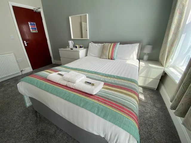 غرفة بريميوم بسرير مزدوج، The Georgian Hollies Hotel 1/2