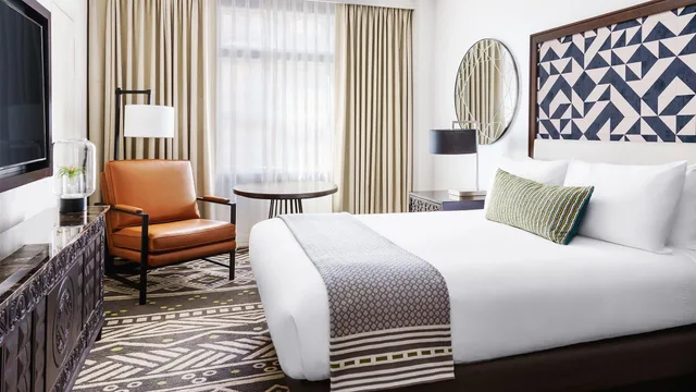 One Queen Room، Hotel Spero 2/3