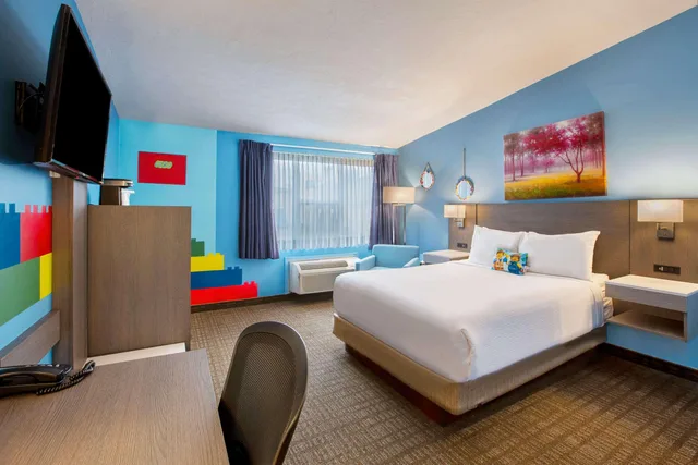 Theme, Ocean, Studio, Suite, 1 Queen and 1 Bunk Bed، Days Inn & Suites by Wyndham Moncton 2/2