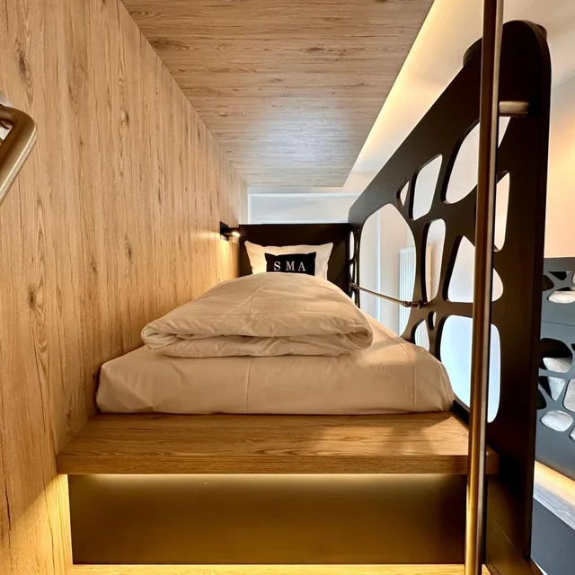 Room, Double Bed, Alcove، SMARTY Cologne Dom 1/10