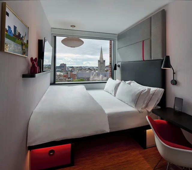 غرفة بريميوم بسرير كينج بإطلالة، citizenM Dublin St Patricks 3/10