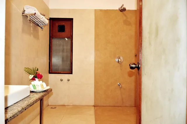 غرفة بريميير بشرفة، Justa Brij Bhoomi Nathdwara 7/7