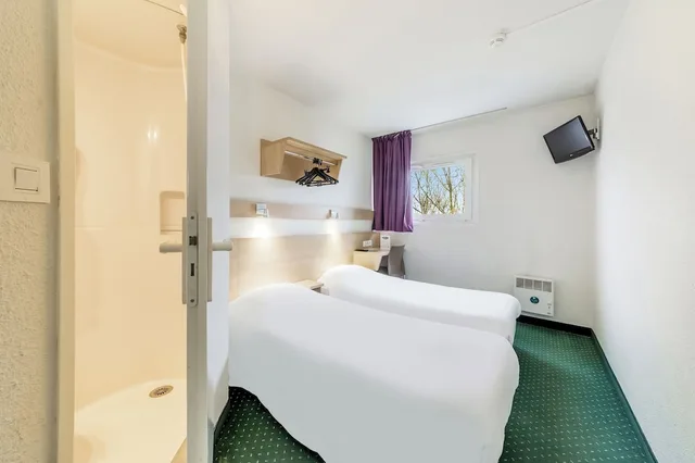 غرفة بسريرين منفصلين، Mister Bed Tours 3/4
