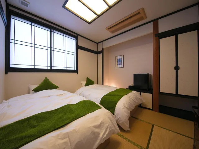 Japanese, No Bathroom، Yunosato Hayama 1/1