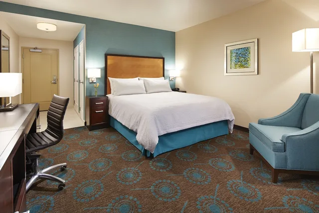 غرفة بسرير كينج، Hampton Inn San Diego/Mission Valley 2/4