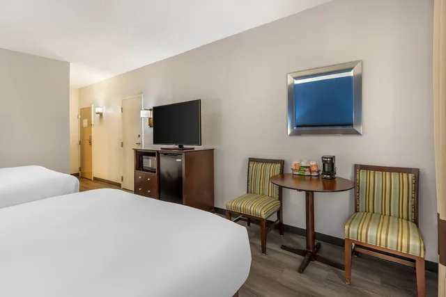 جناح بسريرين كوين، Comfort Inn Pinehurst NC 10/10