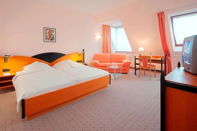 غرفة بزنس مزدوجة، TRYP by Wyndham Kassel City Centre 1/2