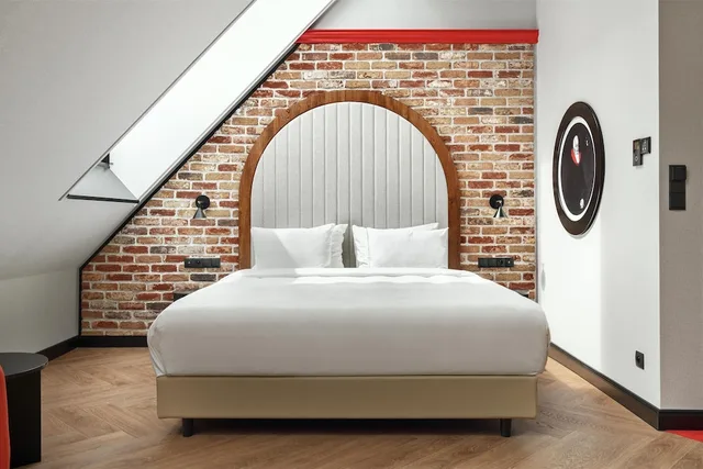 Studio, Apartment, Queen Bed, Separate Building، Radisson Hotel And Suites Gdansk 2/3