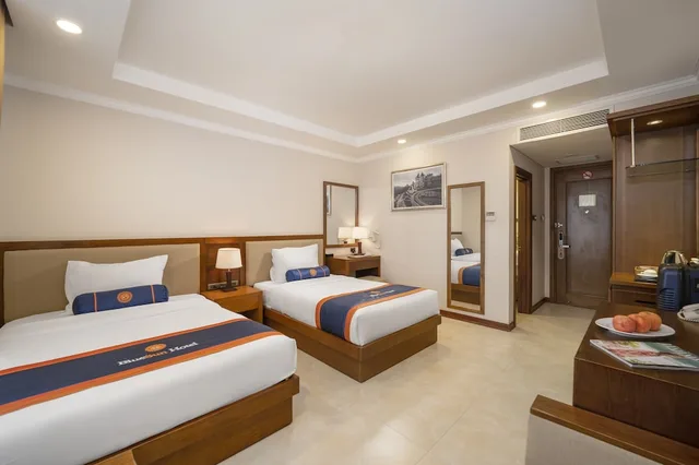 غرفة متصلة تنفيذية بإطلالة على البحر بشرفة، BlueSun Danang Beach Hotel 2/10