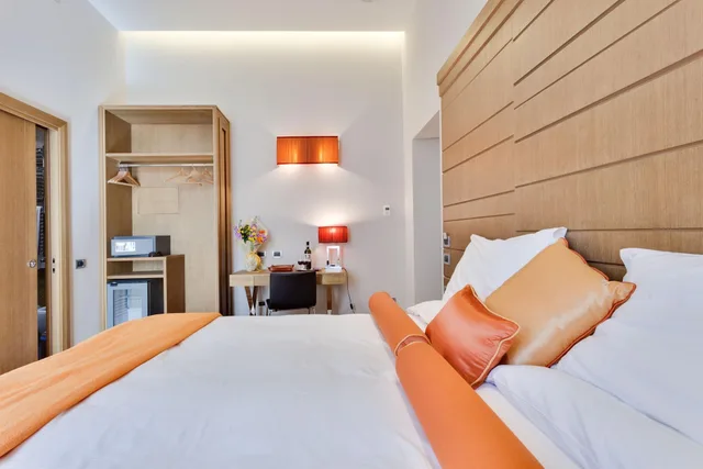 غرفة ديلوكس بسرير مزدوج، Solo Experience Hotel 2/10