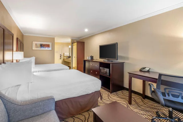 غرفة بسرير كينج، Best Western Plus Orchid Hotel & Suites 5/8