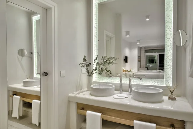 2 Bedrooms, Mediterranean, Suite, Villa, King and Twin Beds، Nissaki Boutique 8/10