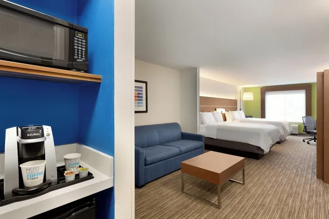 جناح بسريرين كوين مع أريكة، Holiday Inn Express Hotel And Suites Merced 4/7