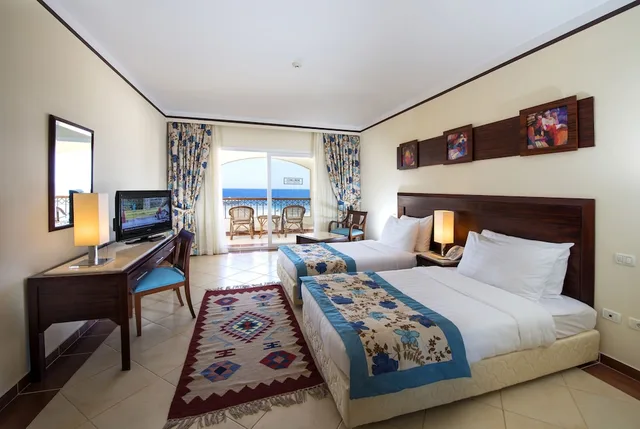 Superior, Twin Beds, Beach Front، Concorde Moreen Beach Resort & Spa - All Inclusive 1/3