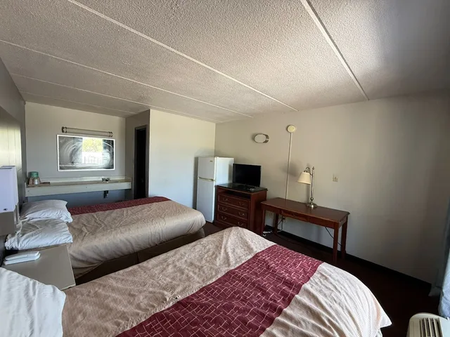 3 Full Beds Non-Smoking، 8 Inn Americus Near Albany I 75 6/10