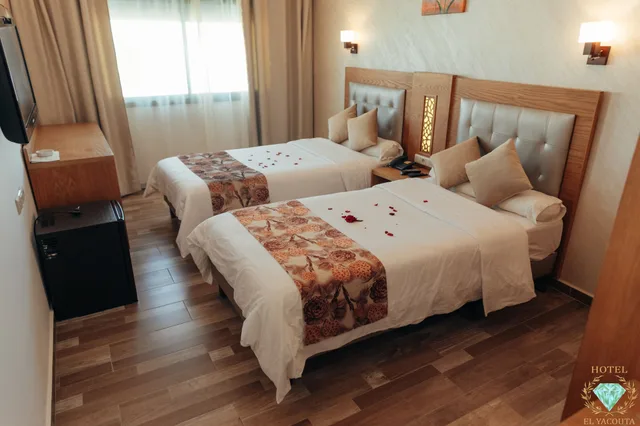 غرفة ديلوكس بسرير كوين، Hotel Al Yacouta 3/4