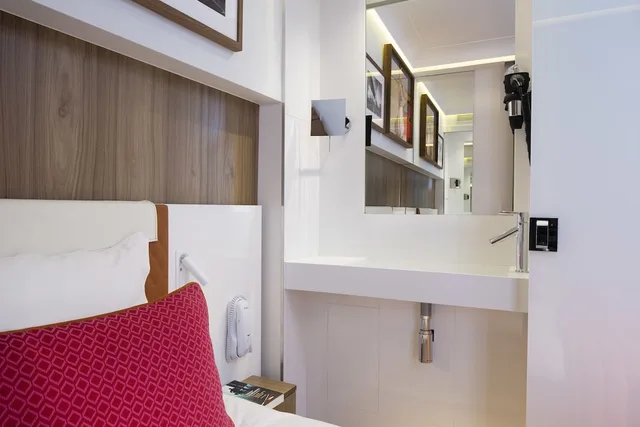 غرفة مفردة، Hotel Eiffel Turenne 5/6