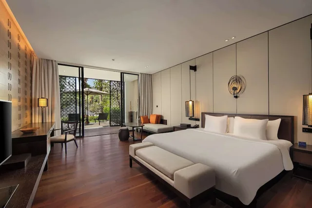 غرفة ديلوكس بسرير كينج بشرفة، Radisson Blu Bali Uluwatu 7/10