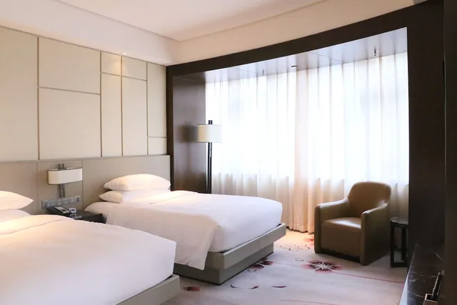 غرفة كلوب بسريرين مزدوجين، Renaissance Nanjing Olympic Centre Hotel 1/3