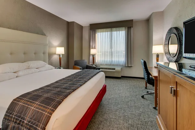 غرفة ديلوكس بسرير كينج لذوي الإعاقة، Drury Inn and Suites Phoenix Happy Valley 4/10