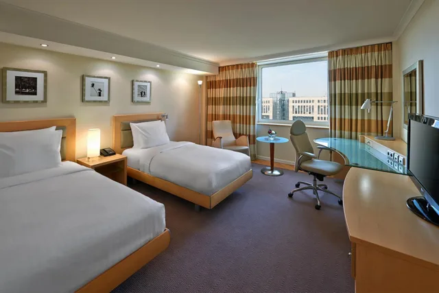 غرفة مفردة، Hilton Duesseldorf 23/28