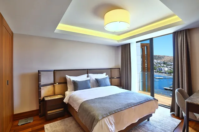 Deluxe, Suite, Queen Bed, Sea View, Mare Deluxe Residences and Villas 8/10