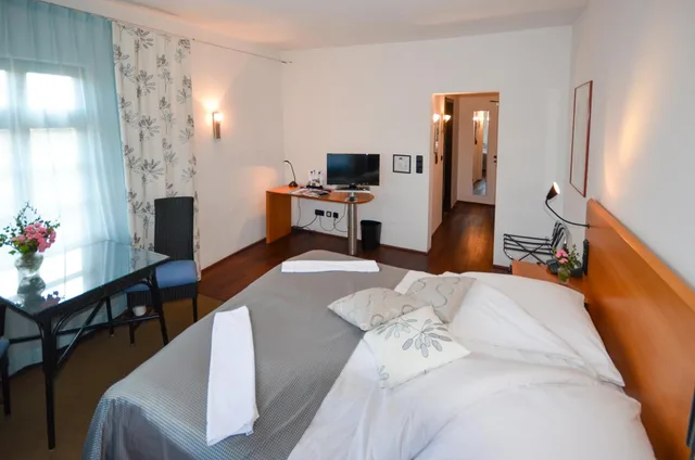 غرفة بسرير كينج، Restaurant - Hotel Hoerhof 3/10