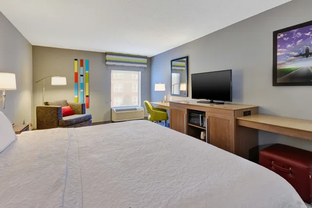 غرفة بسرير كينج، Hampton Inn Cincinnati Airport North 2/3