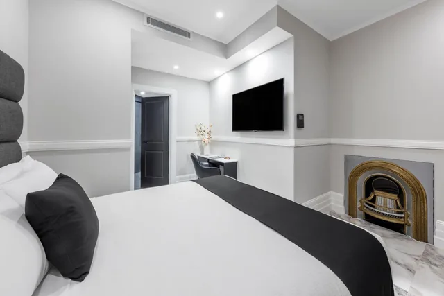 غرفة قياسية بسرير كينج، Gladius Hotels & Suites Parramatta, an Ascend Collection Hotel 1/2