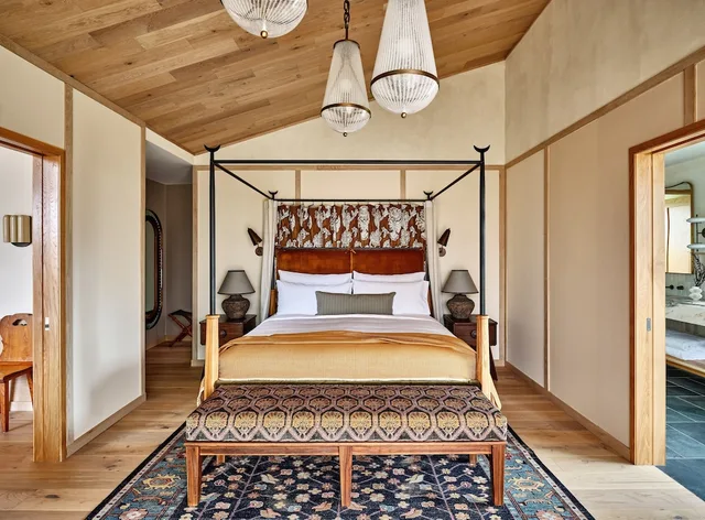 Ridge, Suite, King Bed، Wildflower Farms, Auberge Resorts Collection 1/2