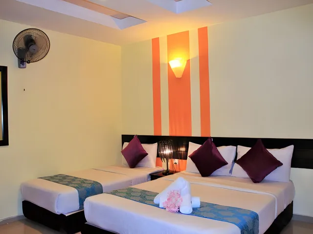 Family 3، Sun Inns D'mind 3 Seri Kembangan 3/3