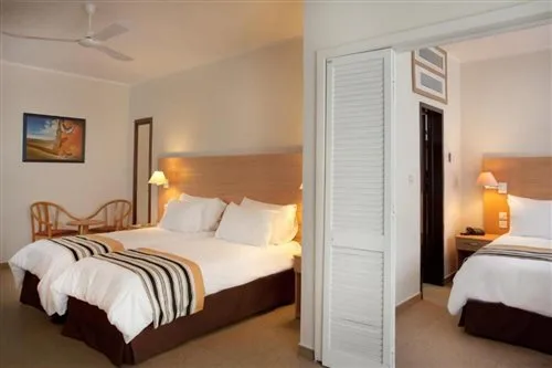 غرفة ثلاثية، Preluna Hotel & Spa 2/2