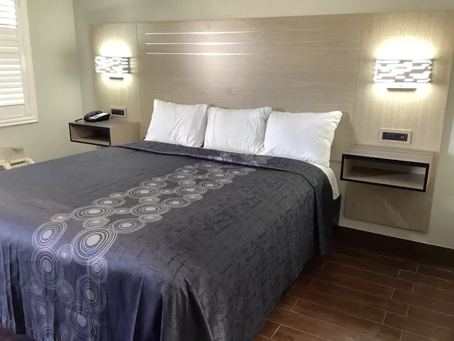غرفة اقتصادية مفردة بسرير كينج، Mayfair Inn Ontario Airport 8/10
