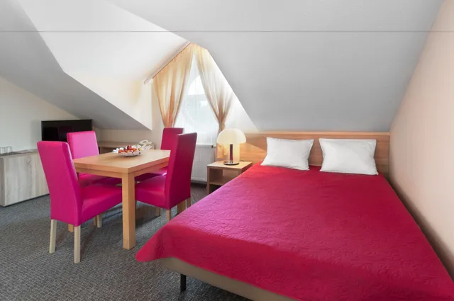 Standard, Single, Petrus Hotel 5/6