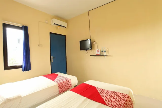 غرفة قياسية بسريرين منفصلين، OYO 588 Richmond Guest House 2/2