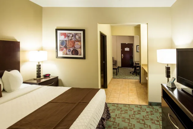 جناح بسرير كينج، Best Western Plus Eastgate Inn & Suites 6/7