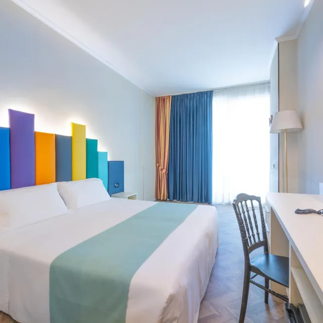 غرفة كلاسيكية بسرير مزدوج أو سريرين منفصلين، Admiral Art Hotel 3/4