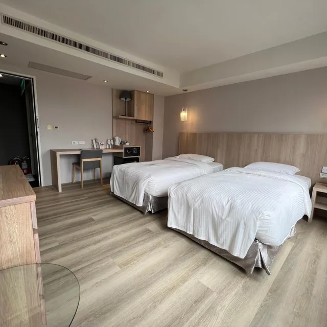 غرفة ديلوكس بسريرين منفصلين، Forward Hotel Taipei 3/6