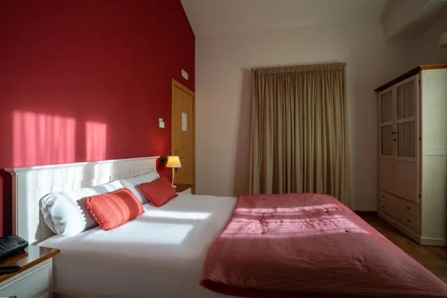 جناح، Hotel Can Galvany 1/10