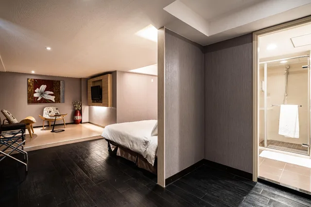 Deluxe, Quadruple, Global Traveler Hotel Kaohsiung 1/1