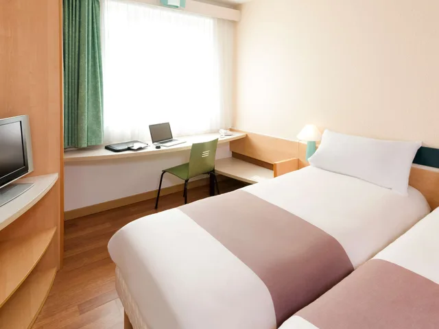غرفة قياسية بسريرين منفصلين، ibis Namur Centre 7/10