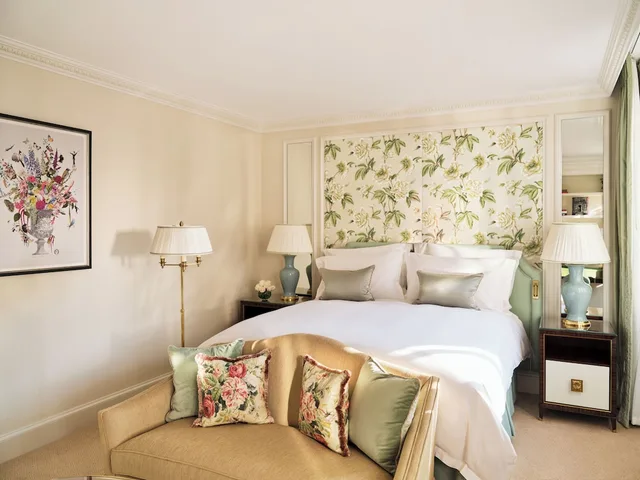 غرفة تنفيذية بسرير كينج، The Dorchester Hotel 4/9