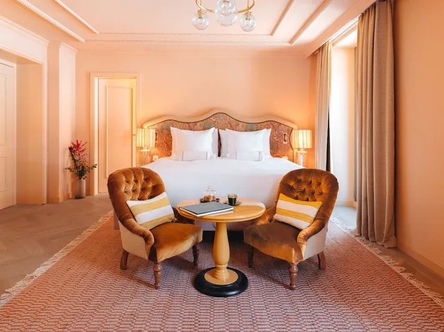 غرفة بسرير كينج بإطلالة، Parkhotel Beau-Site 6/10