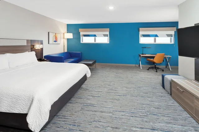 جناح بغرفة نوم واحدة، Holiday Inn Express Cleveland Airport Brookpark 4/7