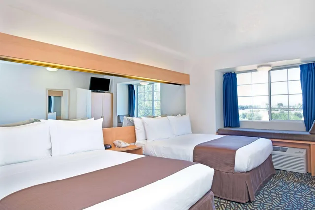 غرفة بسريرين كوين لذوي الإعاقة، Microtel Inn And Suites Morgan 1/1