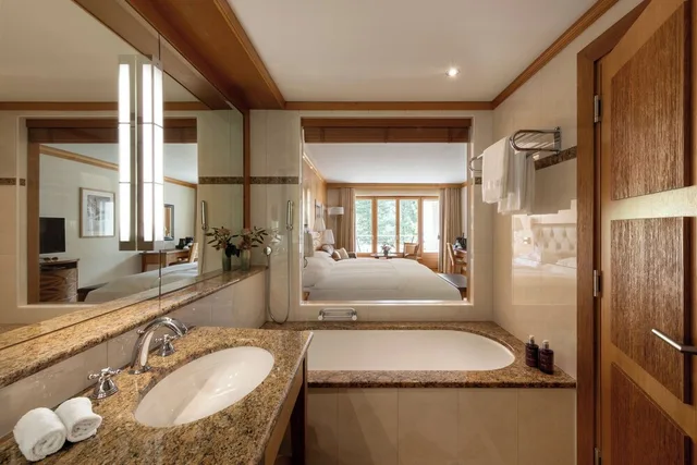 Bellavista, Deluxe, King Bed، Grand Hotel Kronenhof 2/3