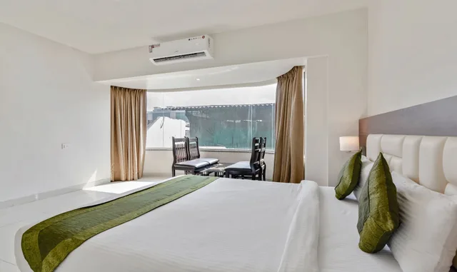 غرفة ديلوكس بسرير كوين، Treebo Staycation Holiday 5/7