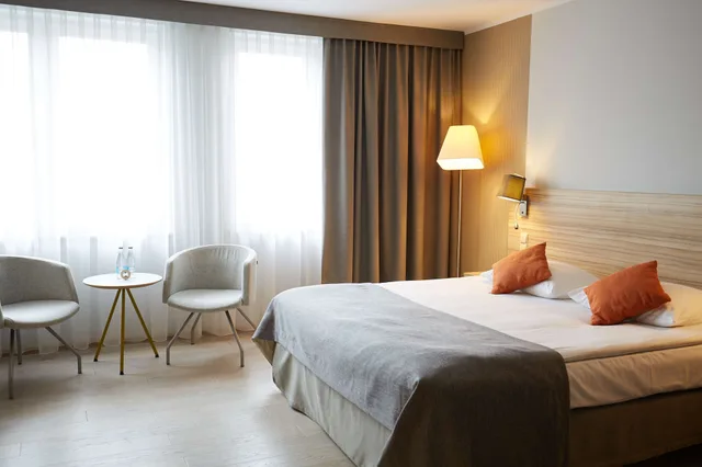 غرفة سوبيريور بسرير كوين، Scandic Wroclaw Hotel 2/10